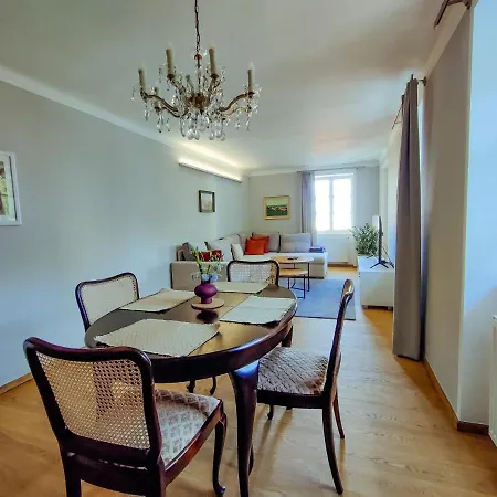 Cafe Hexe Διαμέρισμα Μπρατισλάβα
